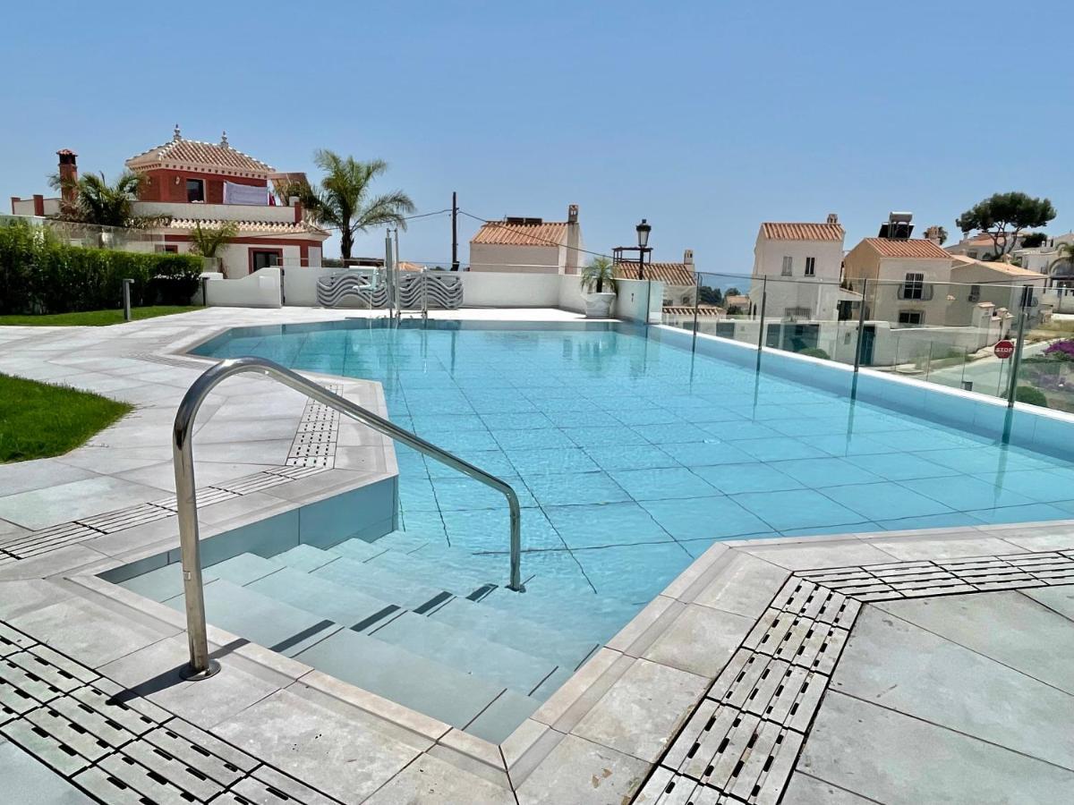 Royal Palm 12 Apartment Nerja Exterior photo